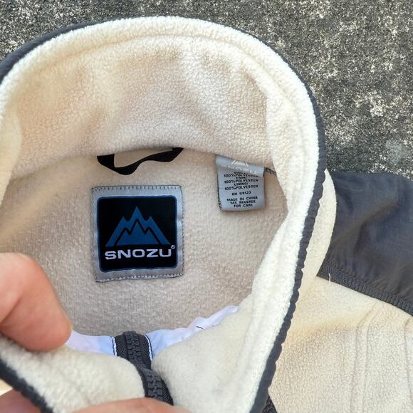 Snozu Women's XL Fleece Vest Beige Gray Full Zip Outdoor Hiking Layer - Picture 4 of 8